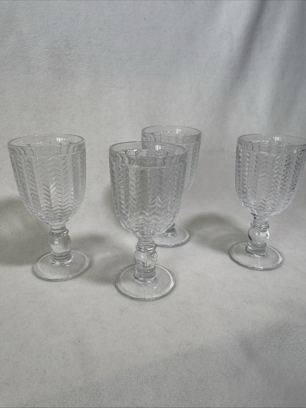 Godinger Carson Modern Vintage Wine Goblets Chevron Design 10 oz., Set of Four